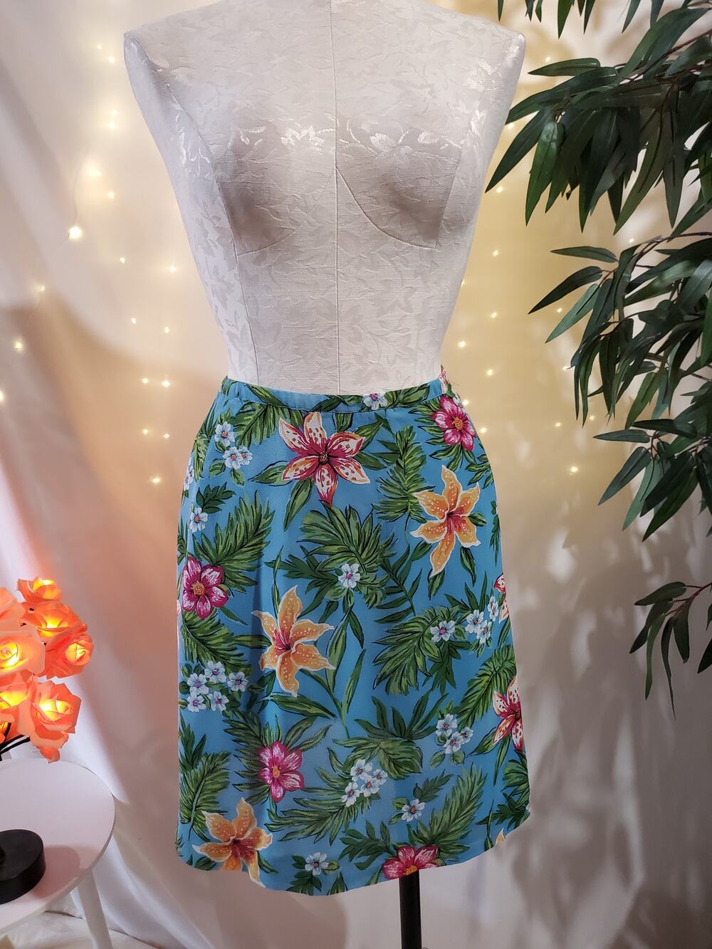 Lord & Taylor Vintage 100% Silk Tropical Floral A-Line Skirt Womens PP Hawaiian